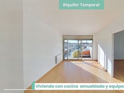 Alquiler de piso en Eixample Sud – Migdia de 2 habitaciones con terraza y calefacción