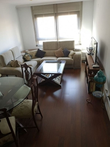 Alquiler de piso en Santa Cruz - Industria - Polígono Campollano de 3 habitaciones con garaje y muebles