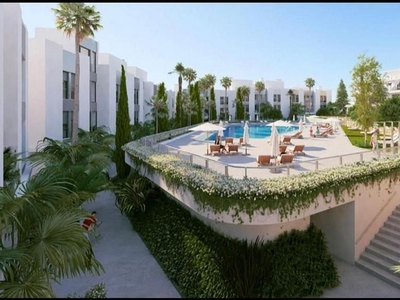 Alquiler de piso en urbanización Le Mirage de 3 habitaciones con terraza y piscina