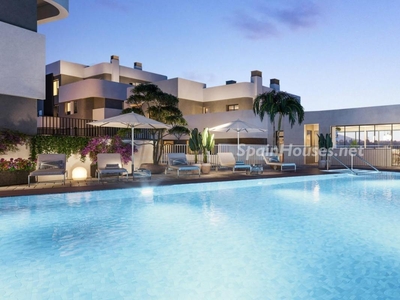 Apartamento en venta en Los Monteros, Marbella