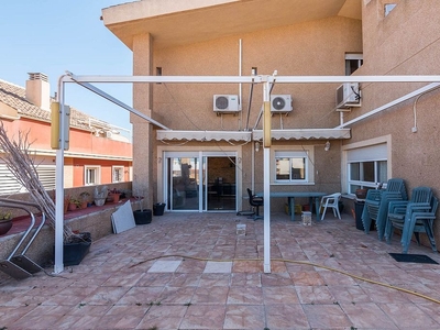 Ático en venta en Alberca de 3 habitaciones con terraza y piscina