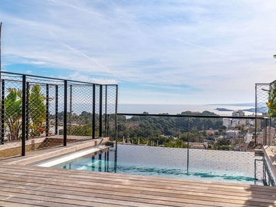 Ático en venta en calle D'elionor Servera de 2 habitaciones con terraza y piscina