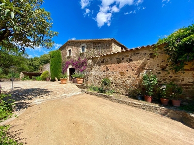 Casa independiente en venta en Vall-llobrega
