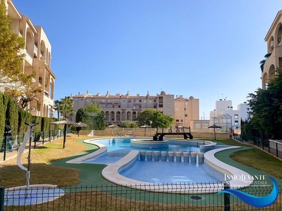 Dúplex en alquiler en Playa Mucha Vista de 2 habitaciones con terraza y piscina