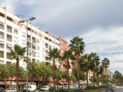 Piso en alquiler en calle Villanueva de Tapia de 2 habitaciones con terraza y piscina