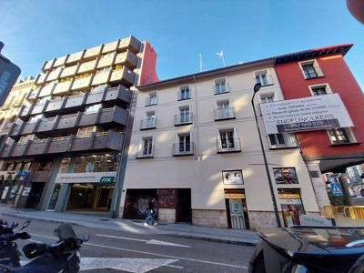 Piso en alquiler en Centro - Valladolid de 1 habitación con garaje y muebles