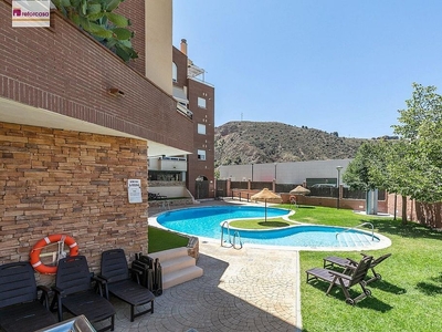 Piso en venta en calle De Doñana de 2 habitaciones con terraza y piscina
