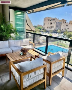 Piso en venta en calle Músico Vicente Spiteri de 3 habitaciones con terraza y piscina