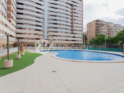 Piso en venta en Na Rovella de 4 habitaciones con terraza y piscina