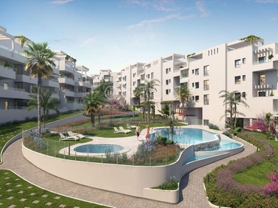 Venta de piso en avenida Arrigo Boito de 3 habitaciones con terraza y piscina