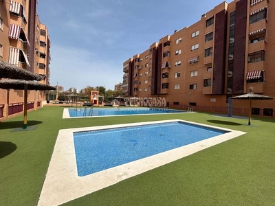 Venta de piso en calle Doctor Carlos Mazón de 3 habitaciones con terraza y piscina