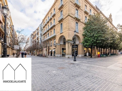 Venta de piso en calle Txurruka Kalea de 2 habitaciones con balcón y calefacción