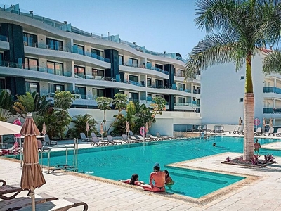 Venta de piso en Palm - Mar de 2 habitaciones con terraza y piscina