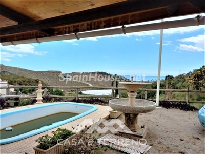 Villa en venta en Almayate