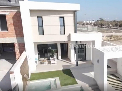 Villa en venta en Dolores