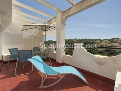 Villa en venta en Playa Bajadilla-Puertos, Marbella