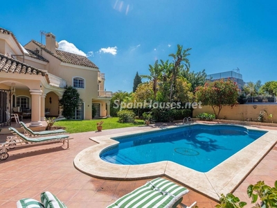 Villa independiente en venta en Marbella