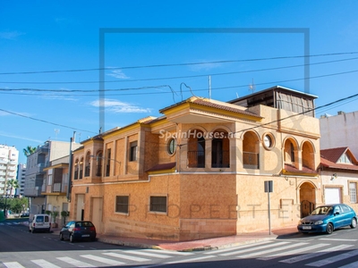 Villa pareada en venta en Zona Pueblo, Guardamar del Segura