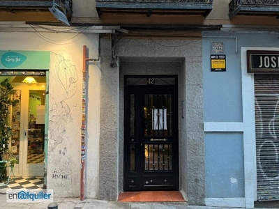 Alquiler de Piso en calle de Valverde, 42