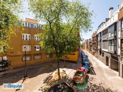 Alquiler casa con 2 habitaciones Tetuán