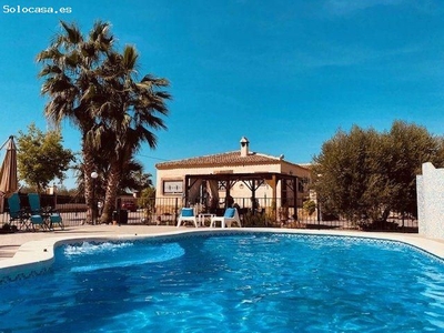 Villa en Venta en Almoradí, Alicante