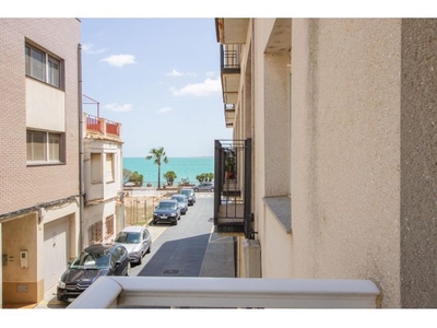 Apartamento en Alquiler en L` Ampolla, Tarragona