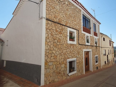 Casa en venta en Teresa de Cofrentes, Valencia