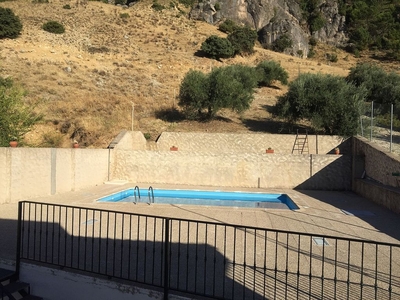 Dúplex en venta en Iruela (La) de 2 habitaciones con terraza y piscina