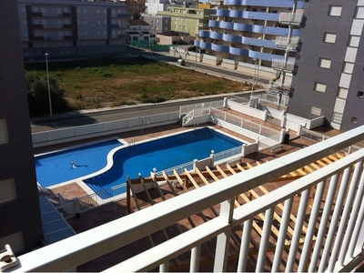 Piso en venta en Moncófar playa de 2 habitaciones con terraza y piscina