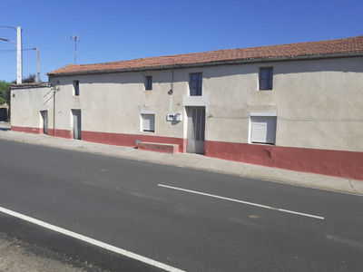 Casas de pueblo en Aldeavieja de Tormes