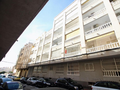 Apartamento ático en venta en Antonio Machado, Torrevieja