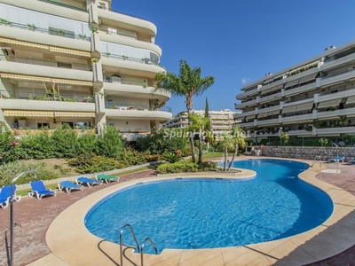 Apartamento bajo en venta en San Pedro de Alcántara, Marbella