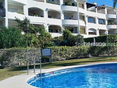 Apartamento en venta en Selwo, Estepona