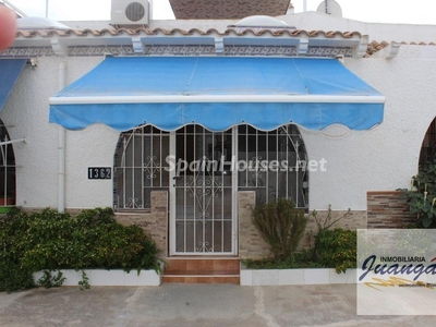 Casa adosada en venta en Los Narejos-Punta Calera, Los Alcázares