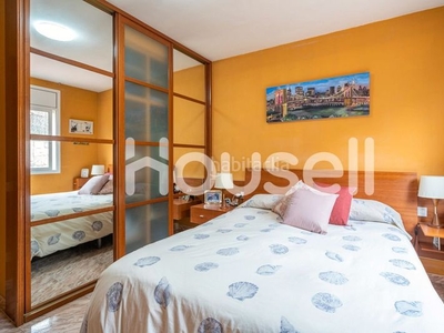 Casa con 3 habitaciones con parking, piscina y aire acondicionado en Lliçà d´Amunt