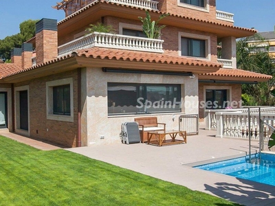 Casa en venta en Montmar, Castelldefels