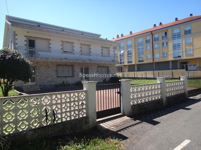 Casa independiente en venta en Ames