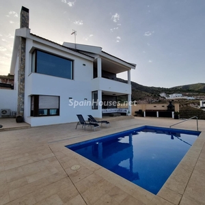 Casa independiente en venta en Santangelo, Benalmádena