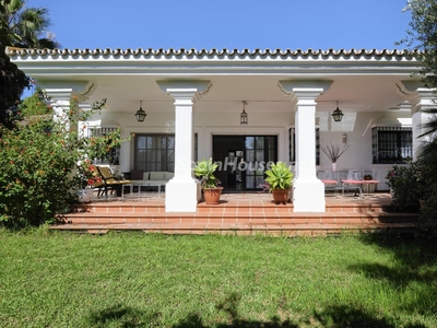 Casa independiente en venta en Guadalmina Alta, Marbella