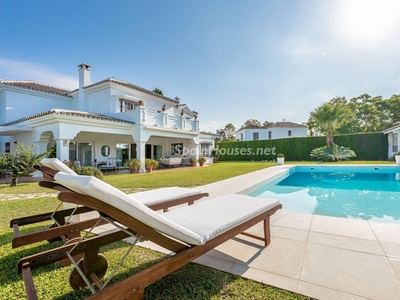 Casa independiente en venta en Guadalmina Baja, Marbella