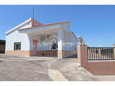 Casa independiente en venta en Monserrat
