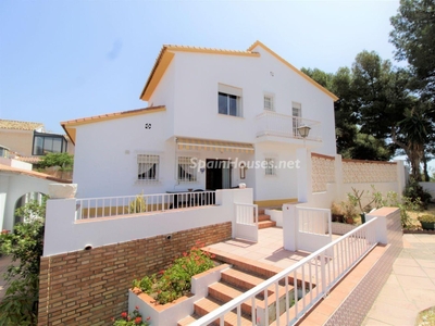 Casa independiente en venta en Pedregalejo, Málaga