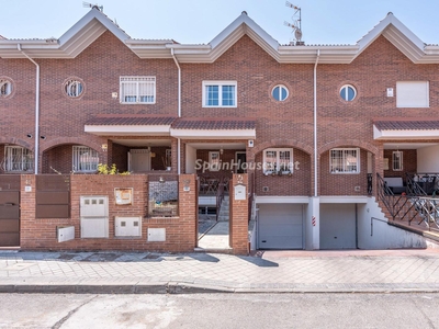 Casa pareada en venta en Villaviciosa de Odón