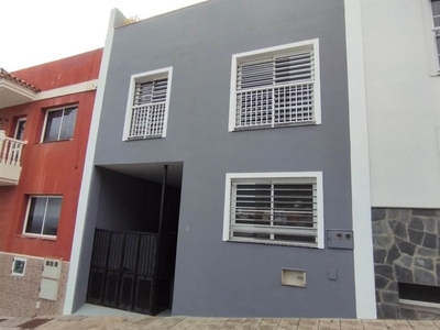 Duplex en venta en Tigaiga de 124 m²