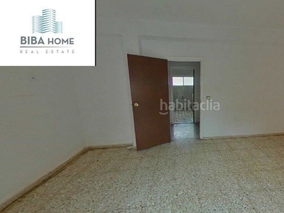 Piso con 3 habitaciones en Virgen del Rosario Torrejón de Ardoz