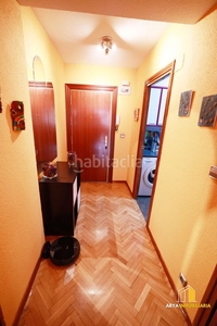 Piso con 4 habitaciones con ascensor, parking, calefacción y aire acondicionado en Torrejón de Ardoz