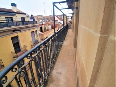 Piso con 5 habitaciones con ascensor y calefacción en Lleida