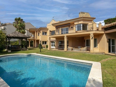 Venta Casa unifamiliar Marbella. Con terraza 450 m²