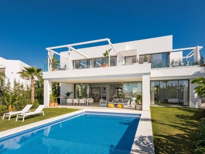 Venta Casa unifamiliar Marbella. Con terraza 635 m²