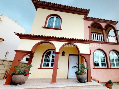 Villa en venta en Adeje